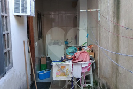 Casa à venda com 2 quartos, sendo 1 suíte, no condomínio Residencial 400, Rio de Janeiro - RJ