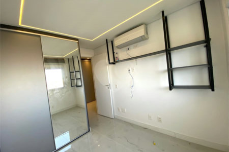 Apartamento à venda com 2 quartos, sendo 1 suíte,  em Jardim Caboré, São Paulo, SP