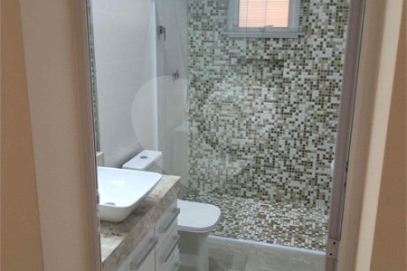 Casa à venda com 3 suítes no condomínio Portal do Jequitibá, Valinhos - SP