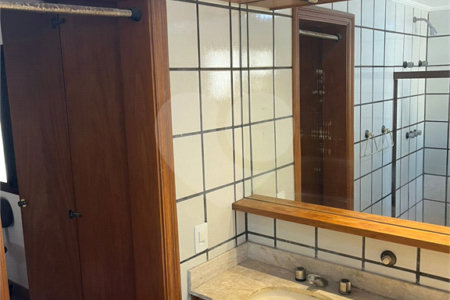 Apartamento à venda com 4 suítes em Vila Uberabinha, São Paulo, SP