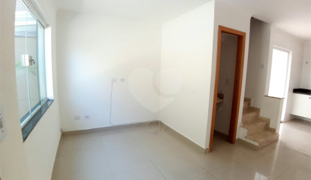 Casa à venda com 2 suítes no condomínio Residencial Vista Vila Guilherme, São Paulo - SP