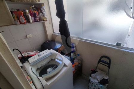 Apartamento à venda com 2 quartos, sendo 1 suíte, em Parque São Luís, Taubaté, SP