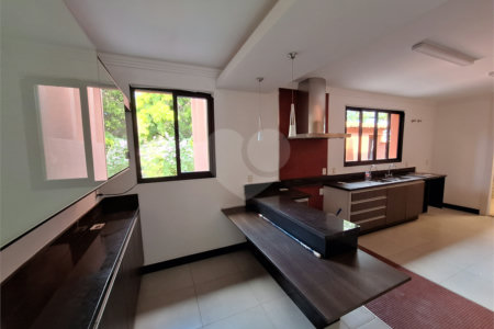 Casa à venda ou para alugar com 4 quartos, sendo 3 suítes, no condomínio Chácara Residencial Santa Maria, Votorantim - SP
