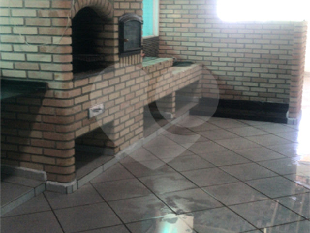 Sobrado à venda com 3 quartos, sendo 2 suítes,  em Tremembé, São Paulo, SP