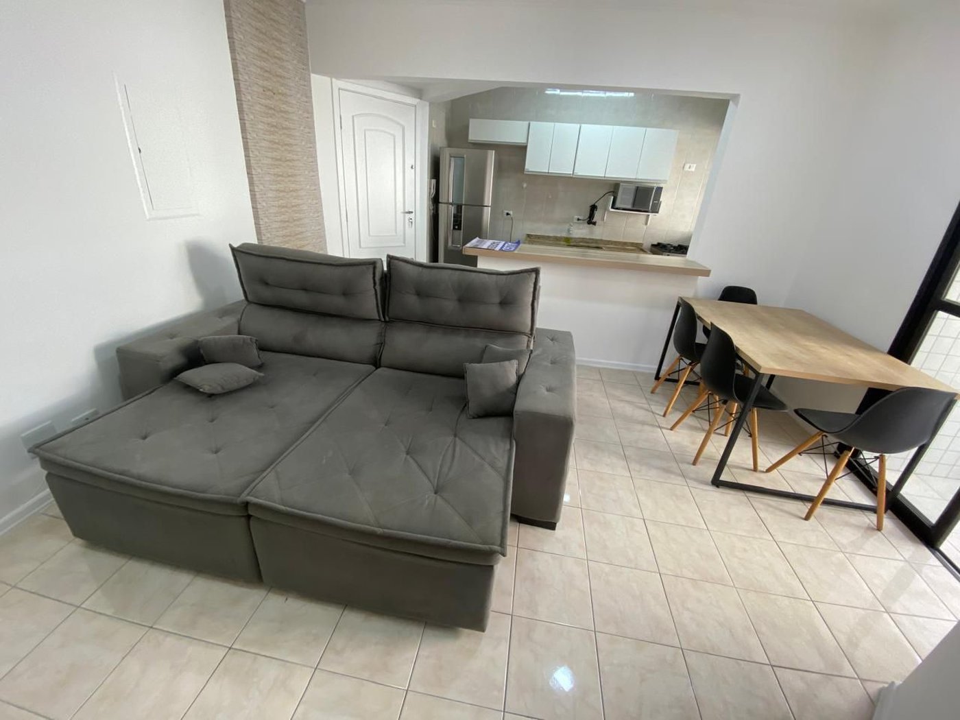 Apartamento com 1 dormitório para alugar, 65 m² por R$ 4.500,00/mês - José Menino - Santos/SP