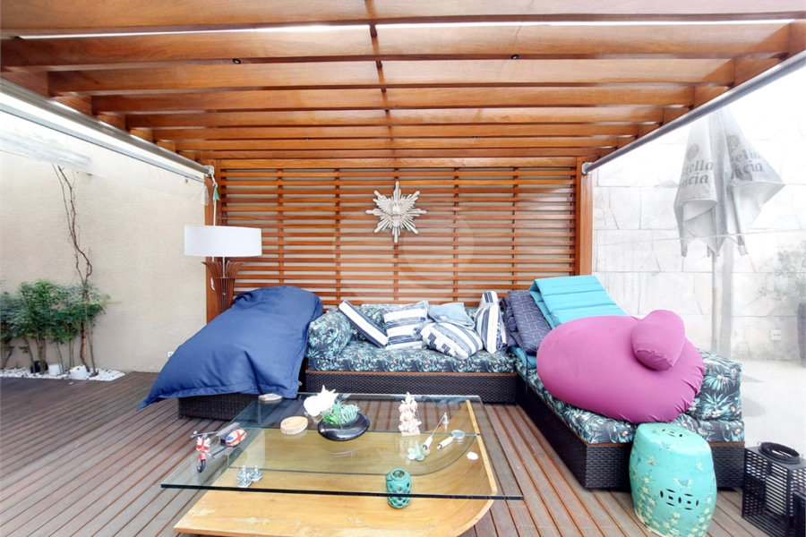 Casa à venda com 4 suítes em Horto, São Paulo, SP