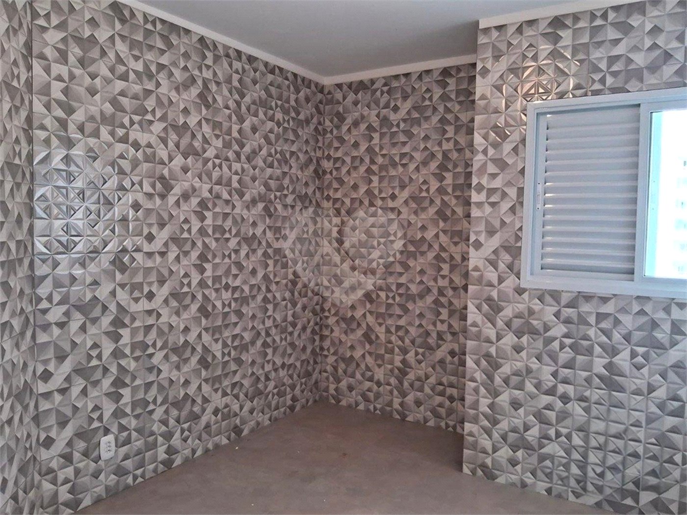 Apartamento à venda com 3 quartos, sendo 1 suíte, em Jardim Vera Cruz, Sorocaba, SP