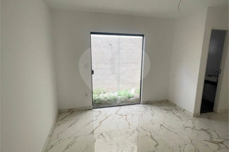 Casa em condomínio à venda com 3 quartos, sendo 1 suíte, em Guaratiba, Rio de Janeiro, RJ