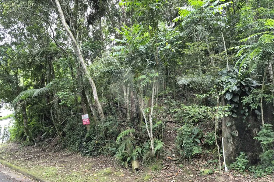 Terreno à venda no condomínio Alpes da Cantareira, Mairiporã - SP