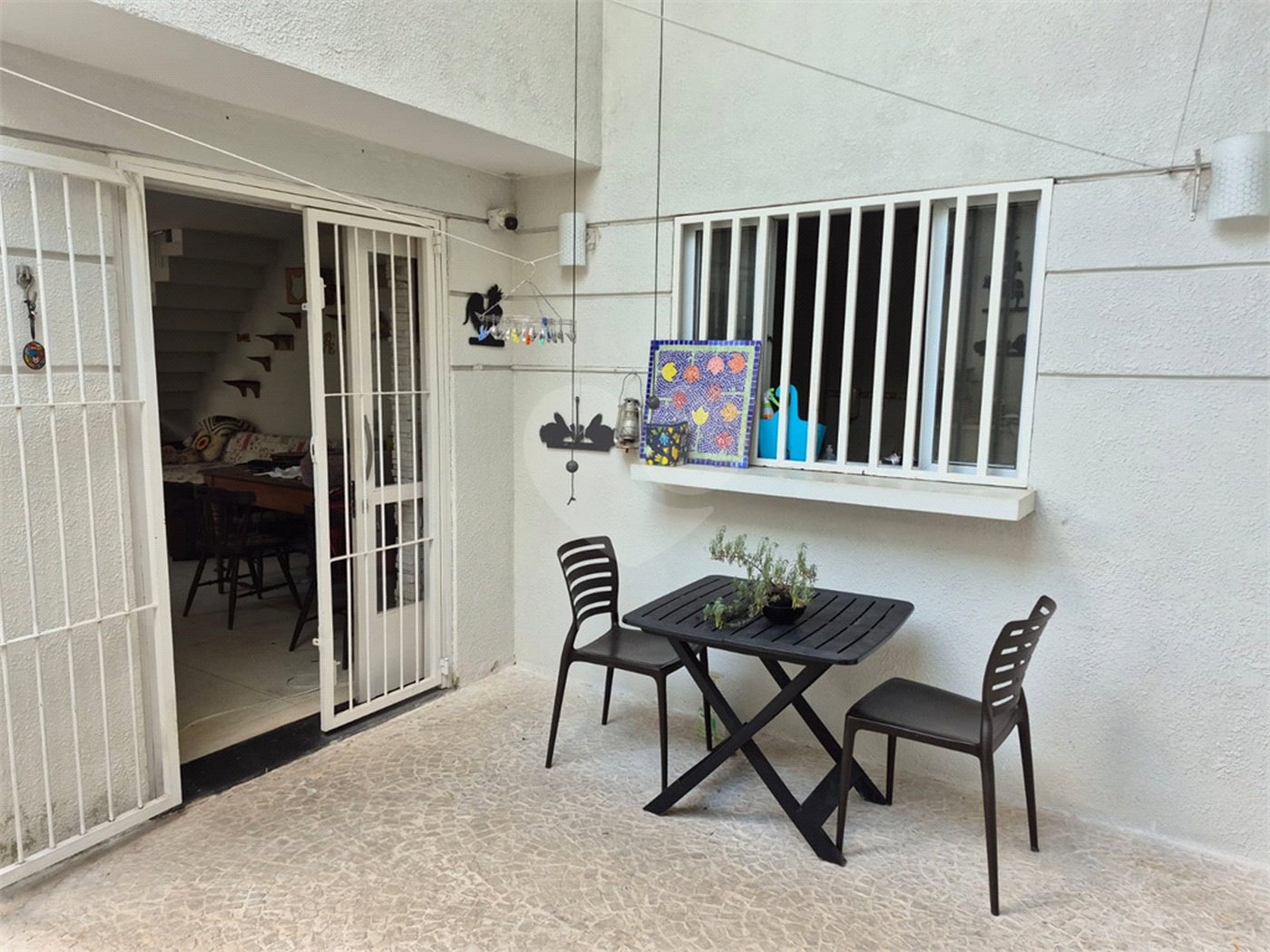 Sobrado à venda com 3 quartos, sendo 1 suíte, em Indianópolis, São Paulo, SP