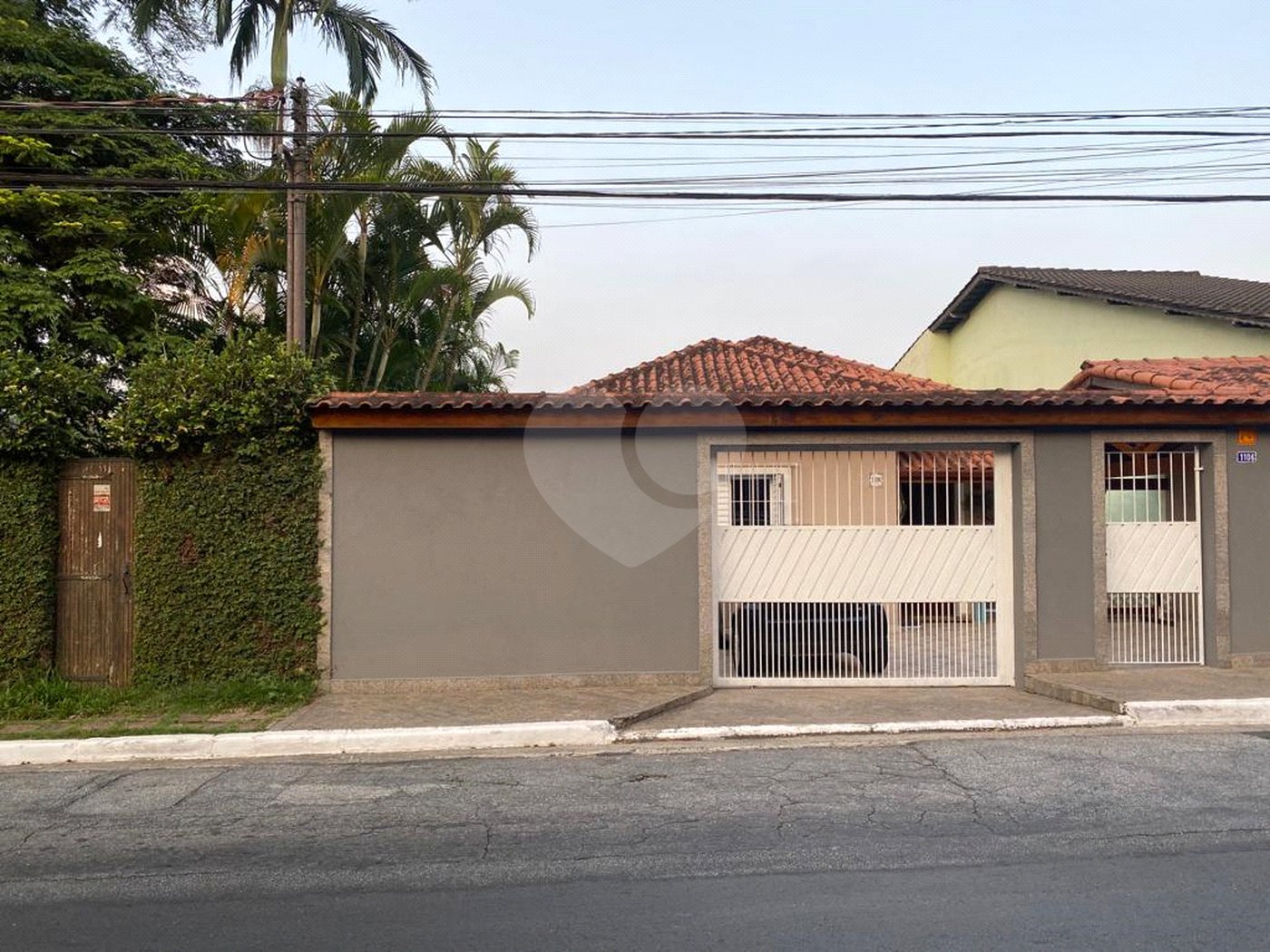 Sobrado à venda com 2 quartos, sendo 1 suíte, em Horto, São Paulo, SP