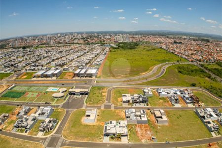 Casa à venda com 3 suítes no condomínio Jardim Residencial Dona Maria Candida, Indaiatuba - SP