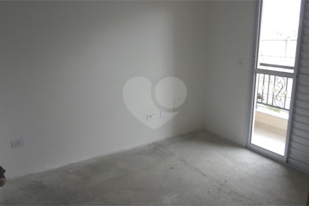 Sobrado à venda com 3 quartos, sendo 1 suíte,  em Vila Nivi, São Paulo, SP