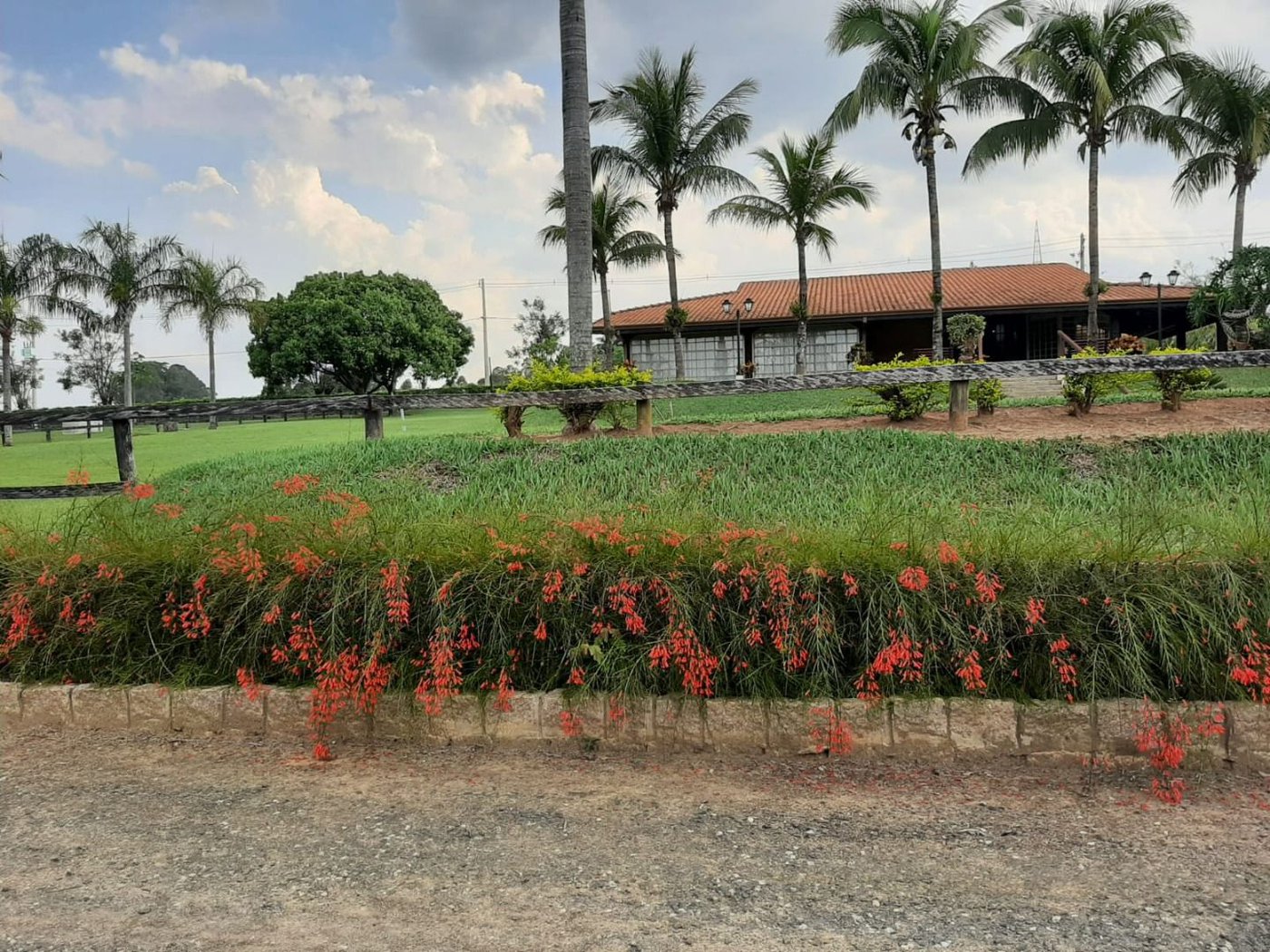 Rancho com 12 dormitórios à venda, 63000 m² por R$ 7.500.000,00 - Condomínio Haras Paineiras - Salto/SP