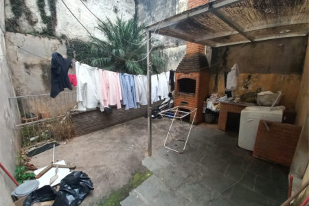 Sobrado à venda com 3 quartos, sendo 1 suíte,  em Jardim Helga, São Paulo, SP