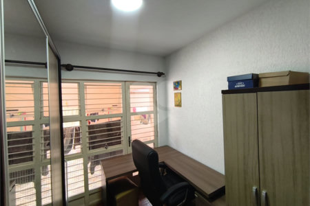 Casa à venda com 3 quartos, sendo 1 suíte, em Vila Ginez, Itapetininga, SP