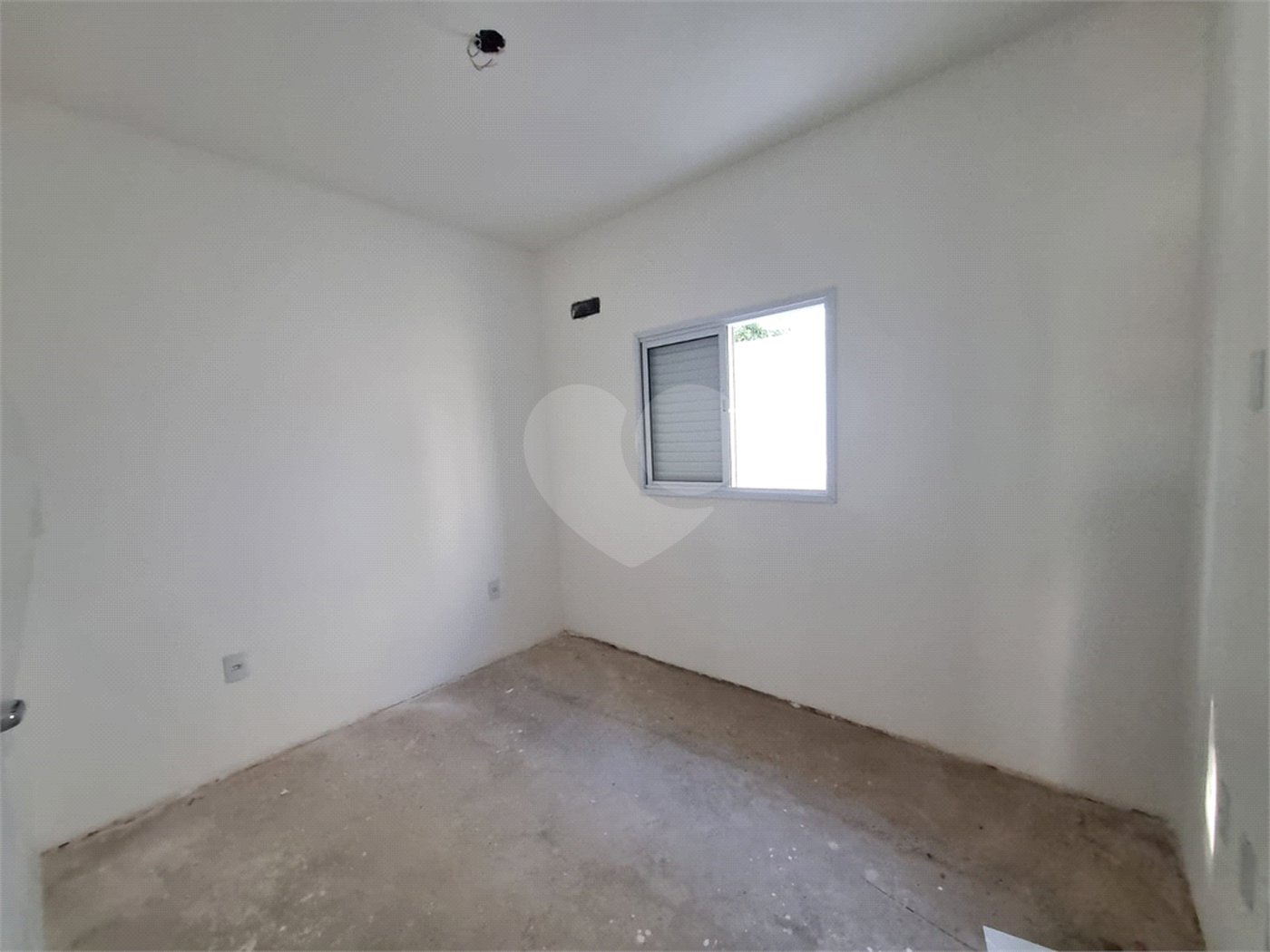 Casa à venda com 2 suítes no condomínio Residencial Américo Figueiredo, Sorocaba - SP
