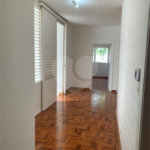 Casa à venda com 4 quartos, sendo 2 suítes, em Brooklin, São Paulo, SP