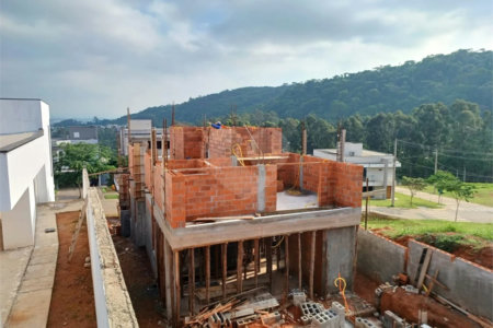 Casa à venda com 3 suítes no condomínio Ibi Aram II, Itupeva - SP