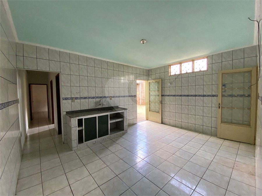 Casa à venda com 2 quartos em Loteamento Municipal São Carlos 3, São Carlos, SP