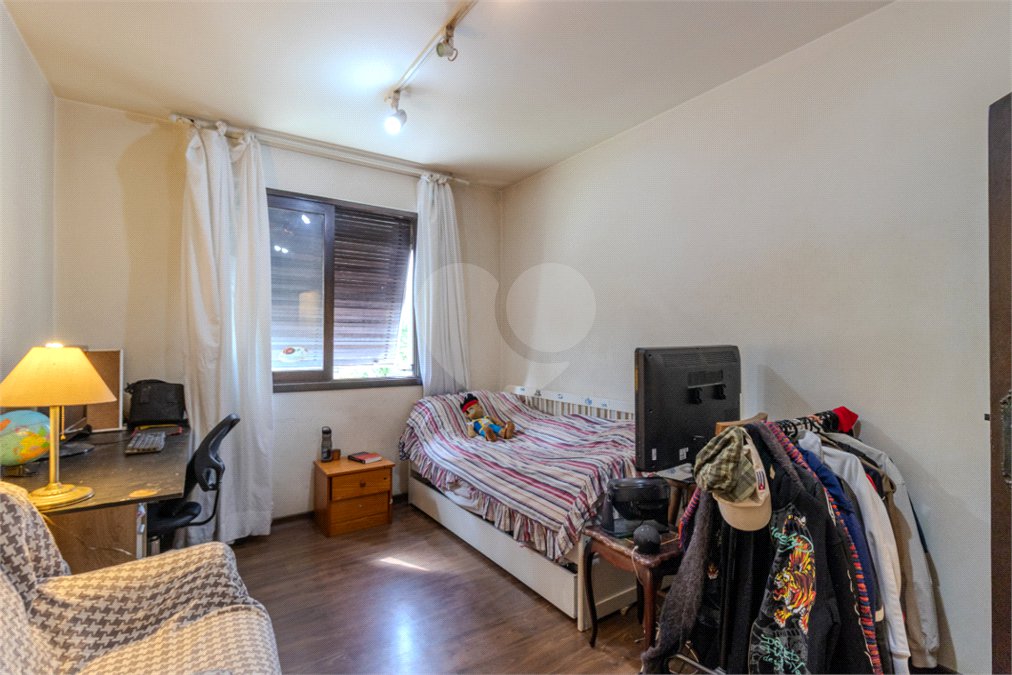 Apartamento à venda com 3 quartos, sendo 1 suíte,  em Granja Julieta, São Paulo, SP