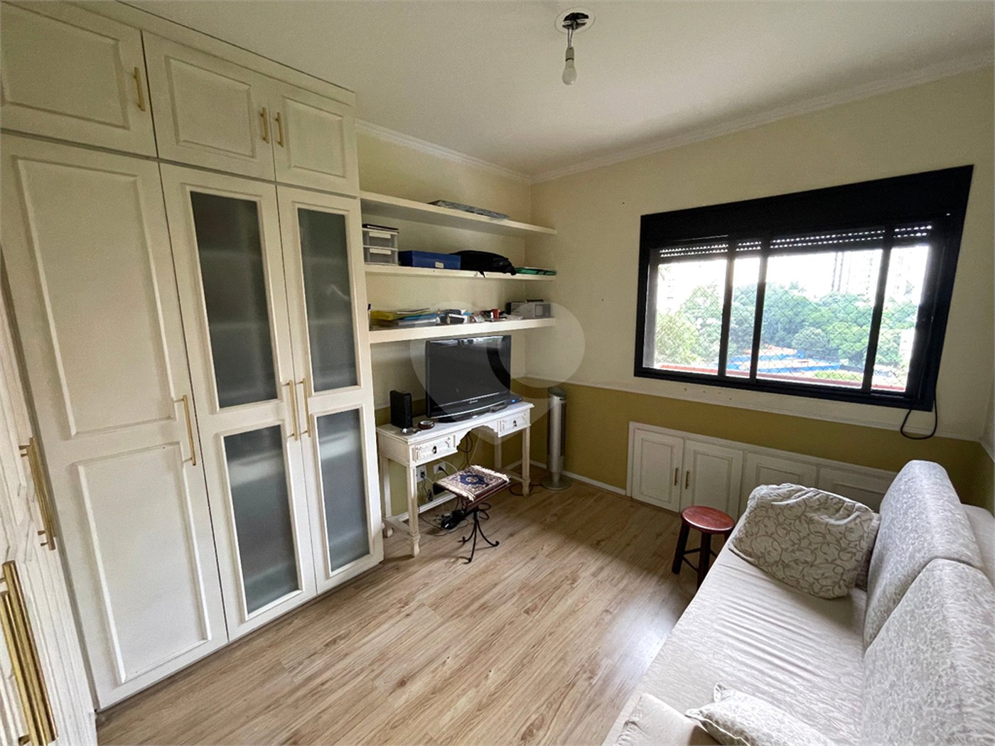 Apartamento à venda com 3 quartos, sendo 1 suíte,  em Lar São Paulo, São Paulo, SP
