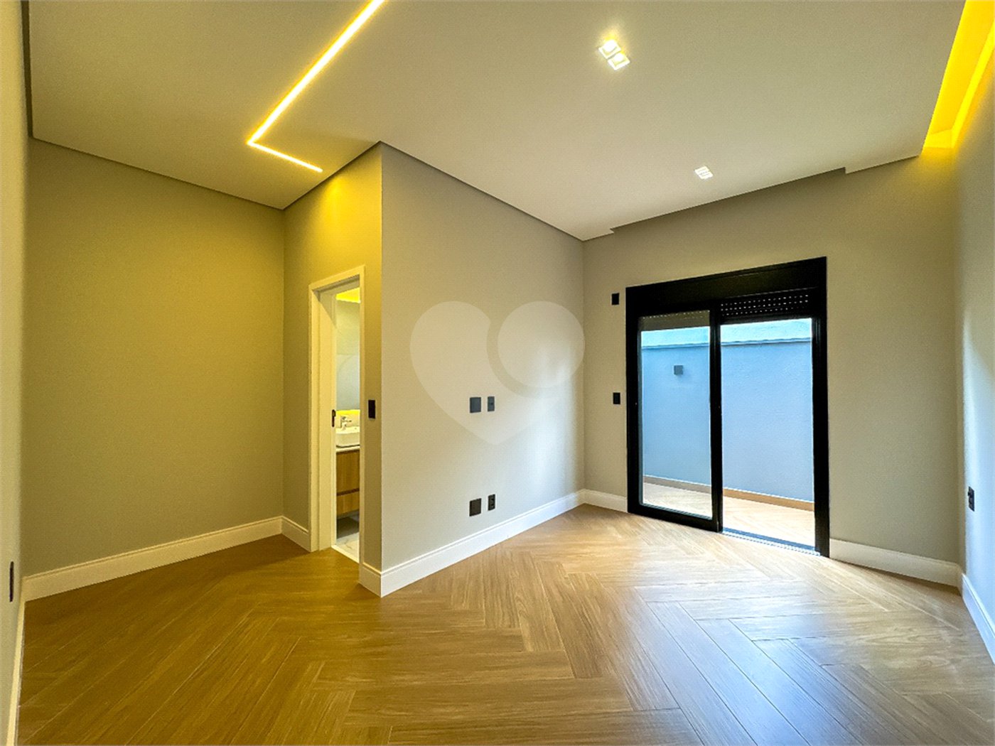 Casa à venda com 3 suítes no condomínio Jardim Vila Paradiso, Indaiatuba - SP