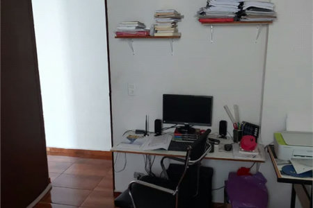 Casa à venda com 4 quartos, sendo 1 suíte, em Vila Pirajussara, São Paulo, SP