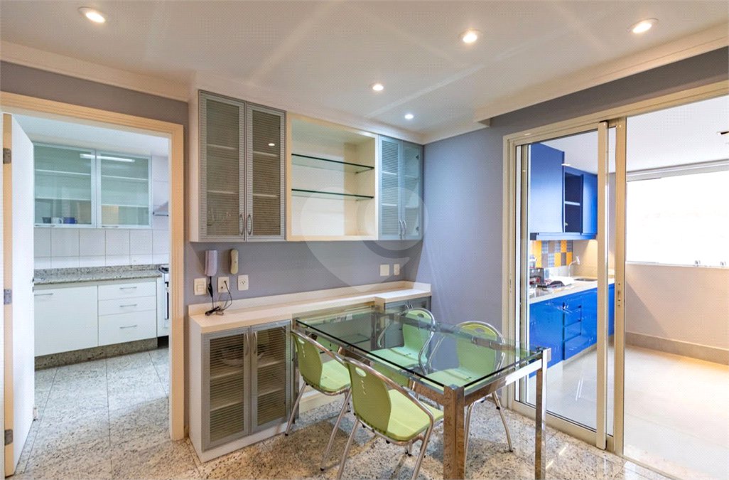 Apartamento para alugar com 4 suítes em Vila Andrade, São Paulo, SP