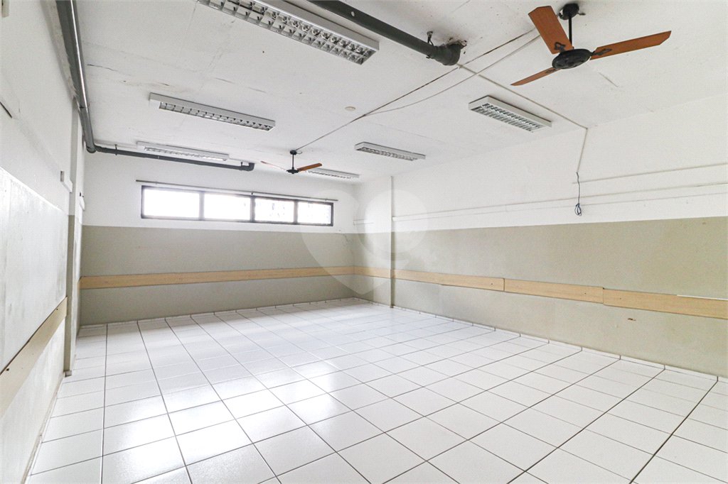 Prédio à venda em Vila Gomes, São Paulo, SP