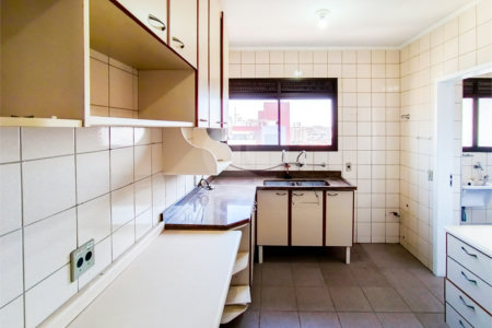 Apartamento à venda com 4 quartos, sendo 3 suítes, no Centro, Sorocaba, SP