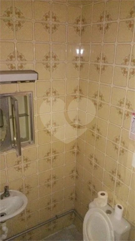 Excelente Casa Comercial no Anália Franco Terreno para LOCAÇÃO e COMPRA.