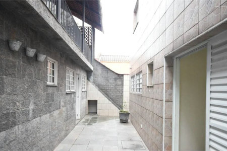 Casa à venda com 4 quartos, sendo 3 suítes,  em Super Quadra Morumbi, São Paulo, SP