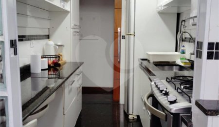Apartamento à venda com 2 quartos em Jardim Peri, São Paulo, SP