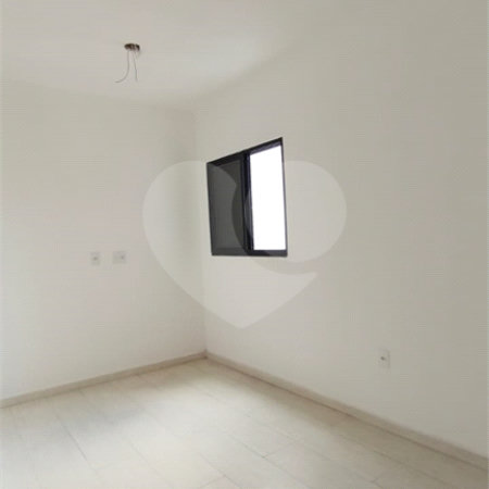 Casa à venda com 2 suítes no condomínio Residencial Paranaguá, São Paulo - SP