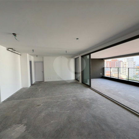 Apartamento à venda com 3 suítes em Alto da Lapa, São Paulo, SP