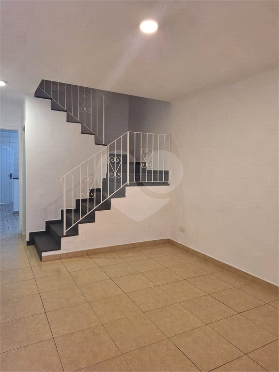 Sobrado à venda com 2 quartos em Vila Nova Cachoeirinha, São Paulo, SP