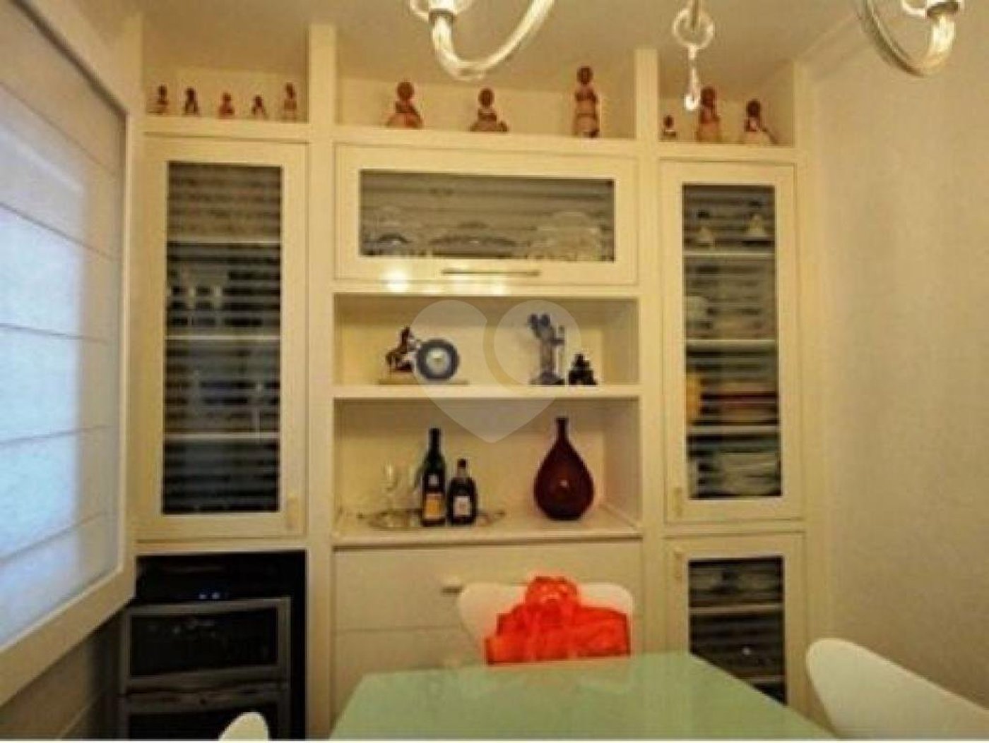 Casa à venda com 4 quartos, sendo 3 suítes, no condomínio Residencial Jardim Itatinga, São Paulo - SP