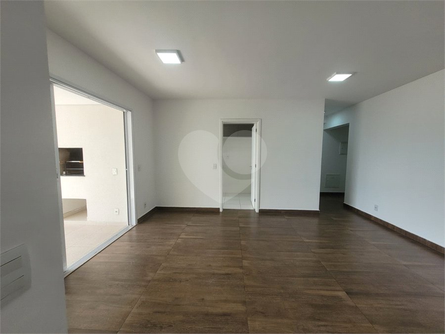 Apartamento à venda com 3 quartos, sendo 1 suíte, em Barra Funda, São Paulo, SP