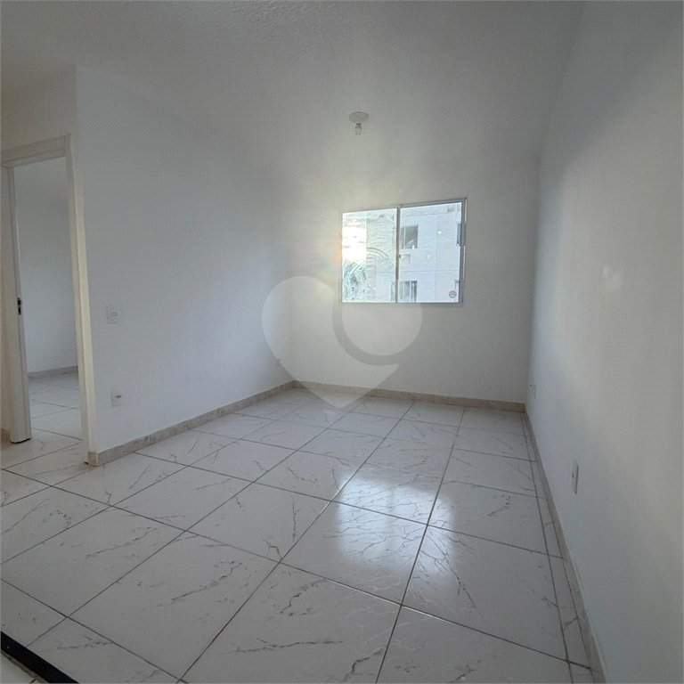 Apartamento à venda com 2 quartos em Guaratiba, Rio de Janeiro, RJ