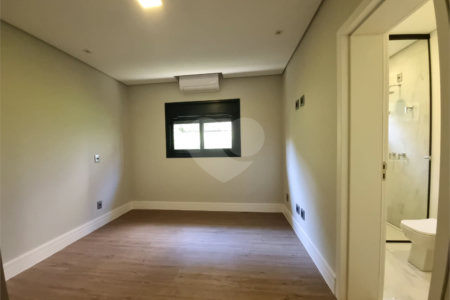 Casa à venda com 4 suítes no condomínio Xapada Park Ytu, Itu - SP