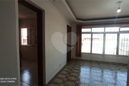 Casa à venda com 6 quartos em Jardim Oriental, São Paulo, SP