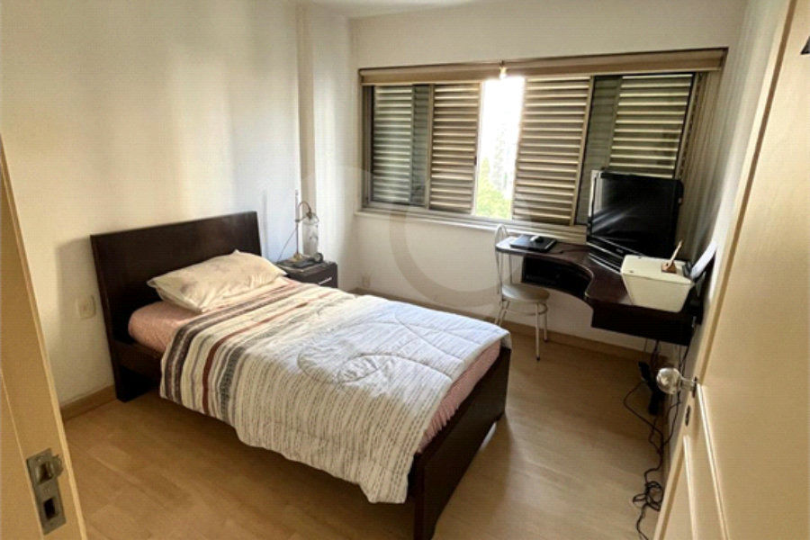Apartamento à venda com 2 quartos em Bela Vista, São Paulo, SP