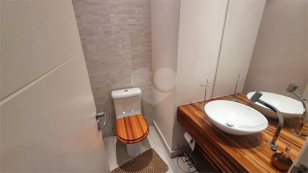 Apartamento à venda com 3 quartos, sendo 1 suíte,  em Indianópolis, São Paulo, SP