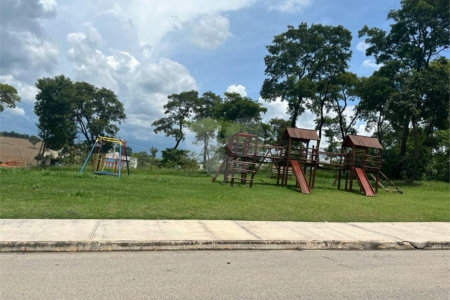 Terreno à venda em Wanel Ville, Sorocaba, SP