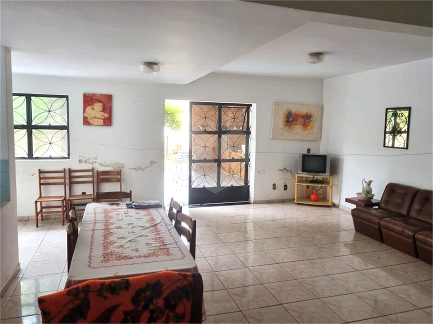 Casa à venda ou para alugar com 5 quartos, sendo 2 suítes,  em Jardim Europa, Sorocaba, SP