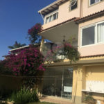 Casa à venda com 5 quartos, sendo 4 suítes, no condomínio Jardim Vitória Régia, São Paulo - SP