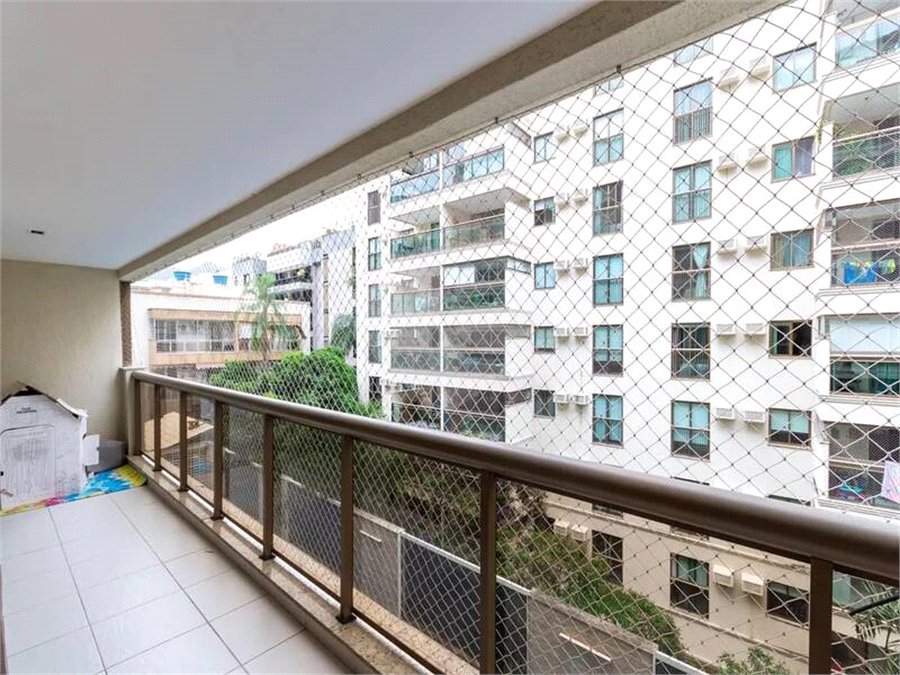 Apartamento à venda com 4 quartos, sendo 1 suíte,  em Tijuca, Rio de Janeiro, RJ