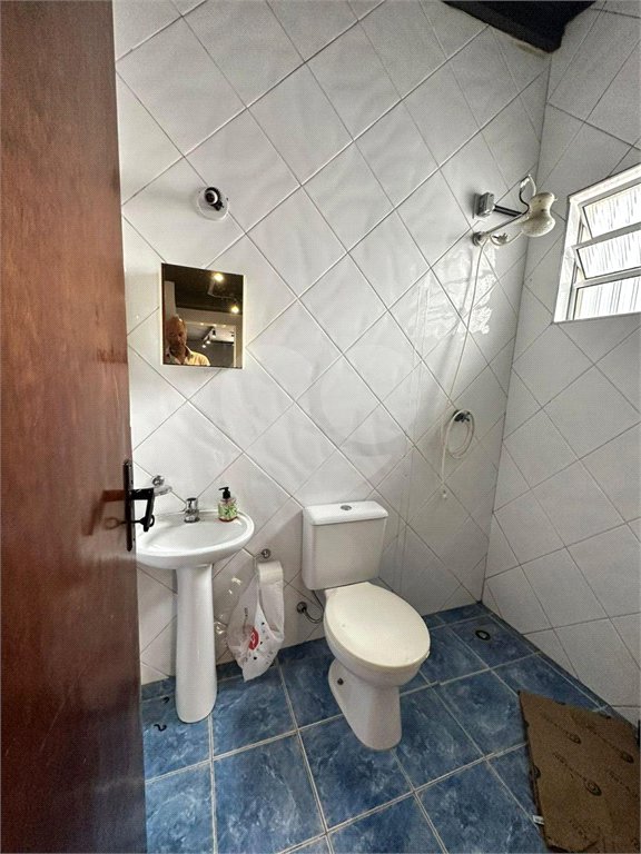 Casa à venda com 4 quartos, sendo 1 suíte, em Vila Oliveira, Mogi das Cruzes, SP