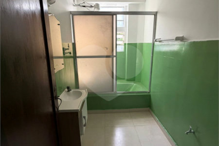 Apartamento à venda com 2 quartos em Bela Vista, São Paulo, SP